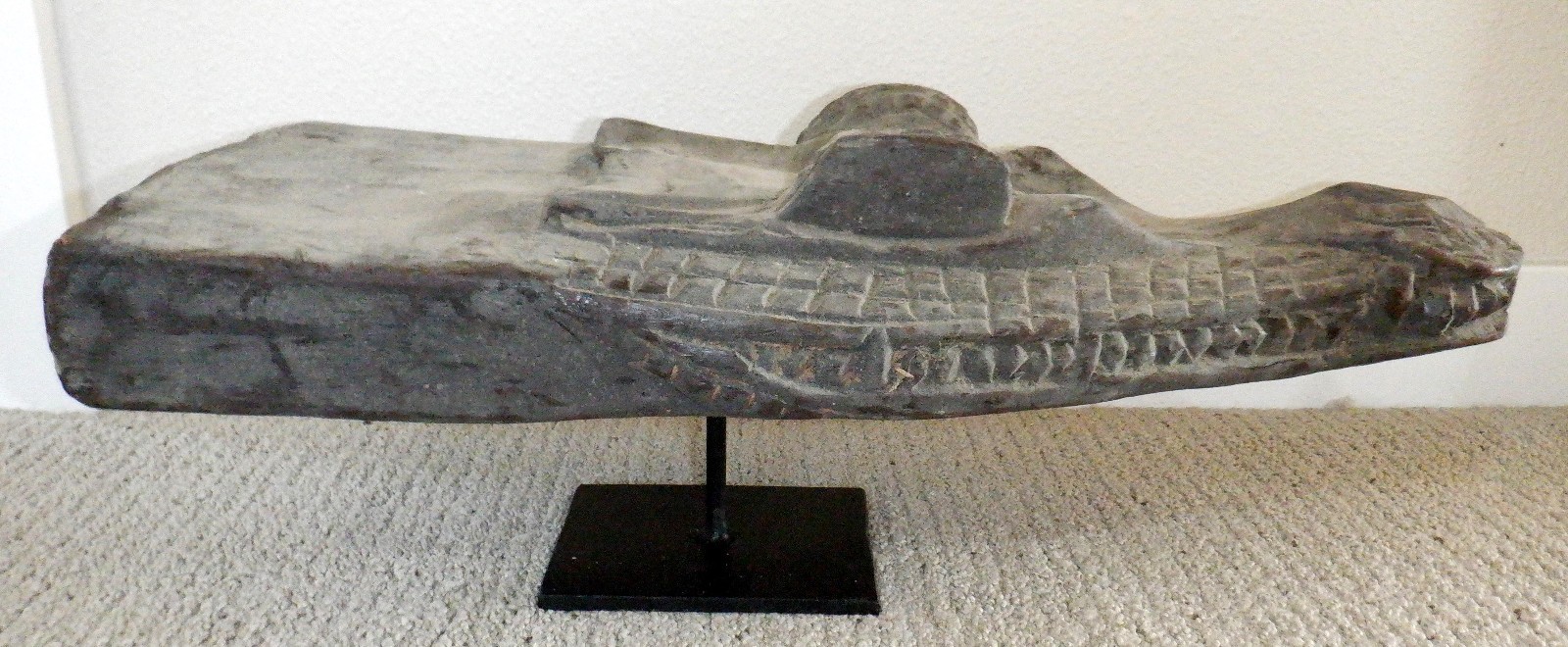Sepik River Papua New Guinea Carved Canoe Prow, 19 inch on metal stand