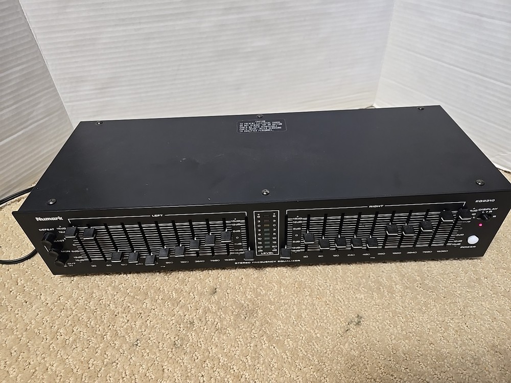 Numark EQ2310 10-Band Stereo Frequency Equalizer Tested.