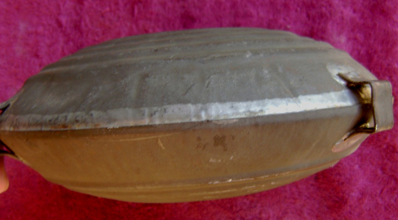 NICE CIVIL WAR ERA UNION NON- EXCAVATED "BULLSEYE" CANTEEN