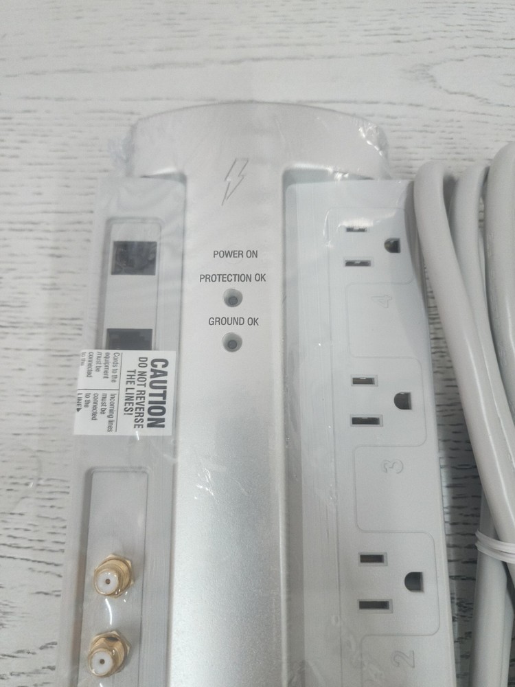 Panamax PowerMax 8 AV Surge Protector - PM8-AV -New