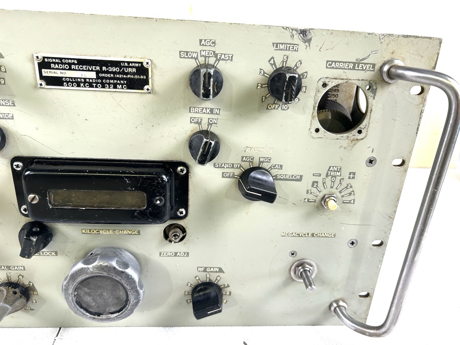 Vintage Collins R-390/URR Army Tube Ham Radio Communications Receiver SN 70