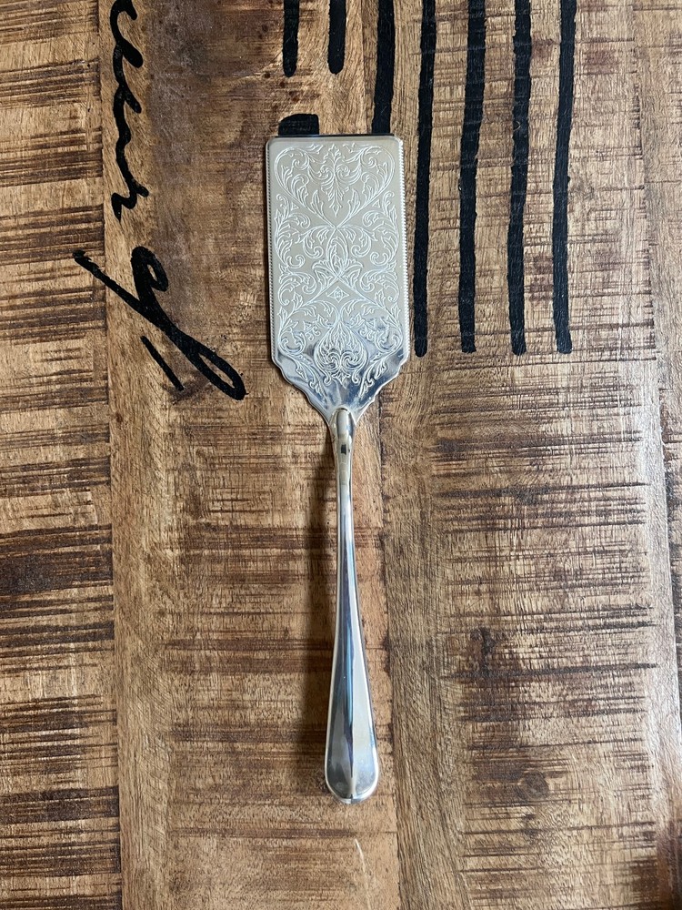 Vintage Kings Pattern Silverplate Pie Cake Lasagna Server 12" Made in Italy