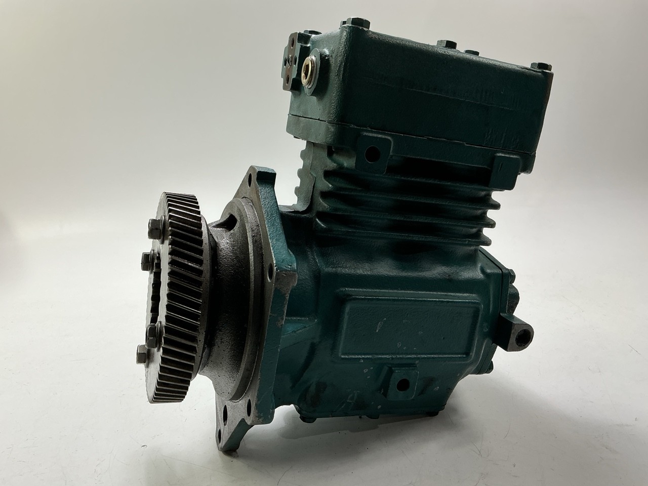 CORE Haldex 5004187X TF750 Air Brake Compressor - Detroit Diesel 60 Series 0°