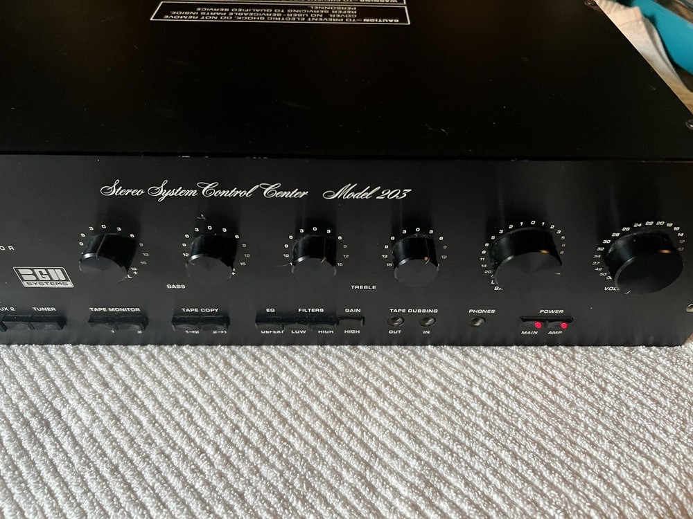 New Model 203 Preamplifier