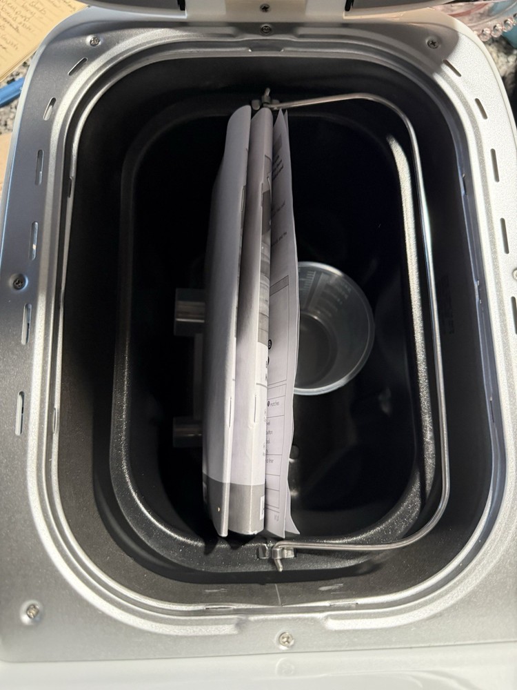 SilverCrest Bread Machine 16 Programs LCD White/Silver 2-3lb Loaf Viewing Window