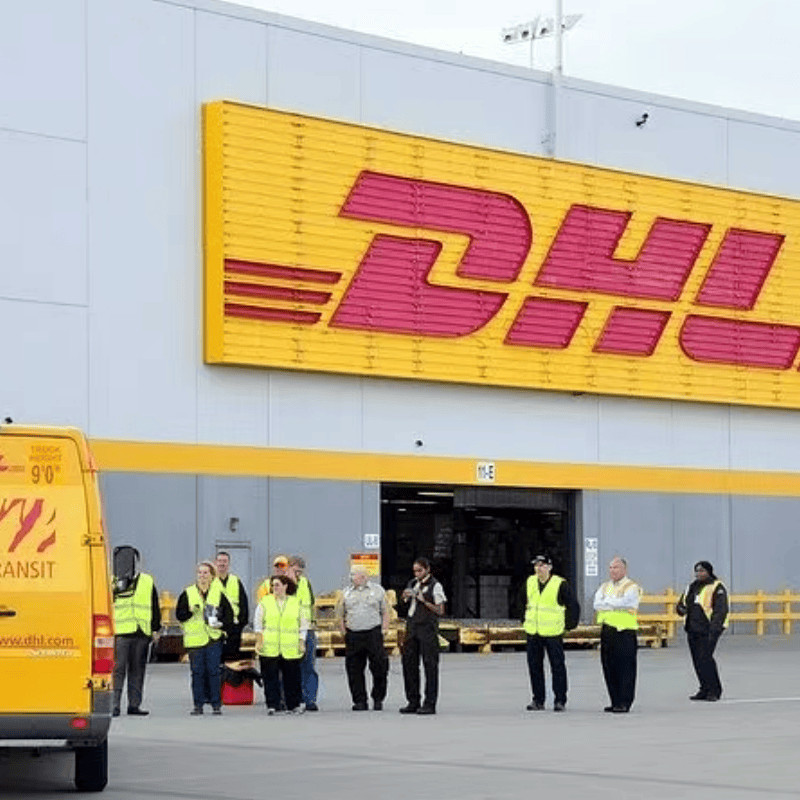 1PC NEW IFM IFT202 sensor Fast delivery