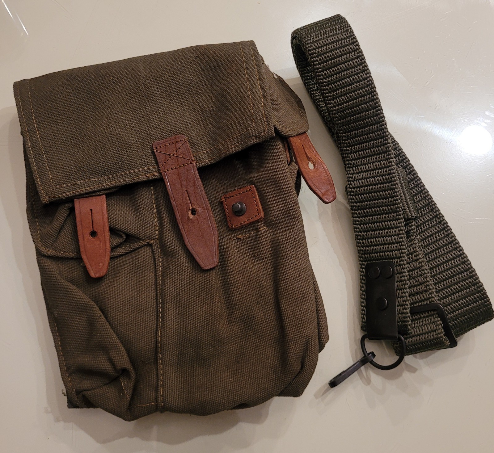 Romanian AK Sling with 3 Cell Ak Magazine Pouch OD Green Canvas & Leather