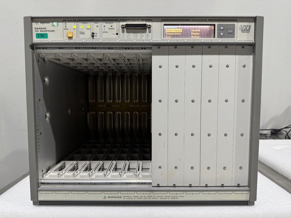 Agilent / Keysight E8404A C-Size VXI Mainframe, 13-Slot