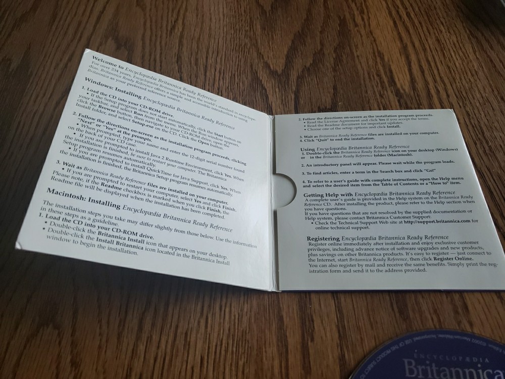 Encyclopaedia Britannica 2003 Ready Refererence CD-ROM PC/Mac Windows 95/98/XP