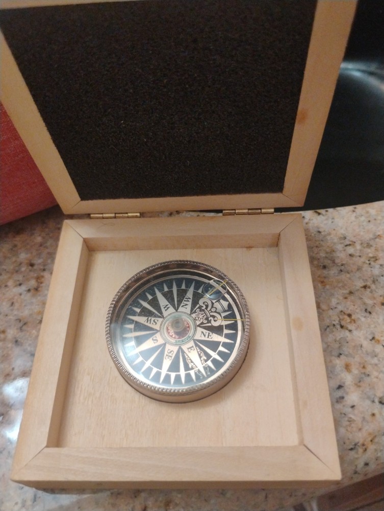 Compete Compass In Wood Box