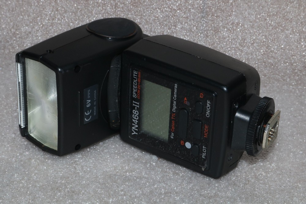 YN468-II Digital Flash for Canon TTL Digital Camera, Pre-Owned .
