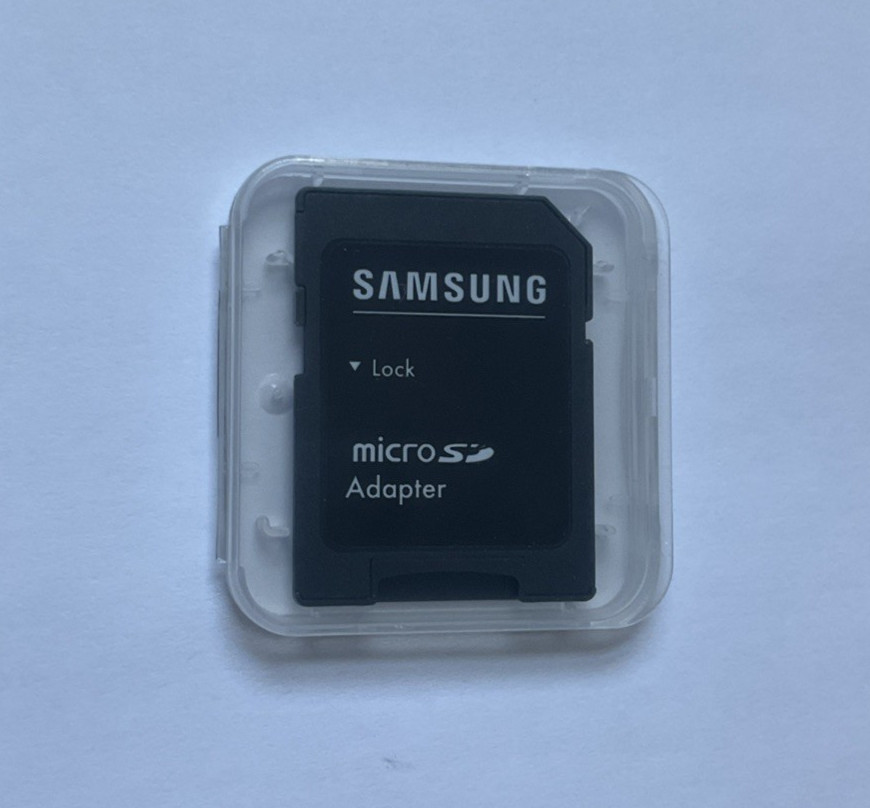 Vntg Samsung MicroSD Adapter For Memory Cards with a Case TESTED