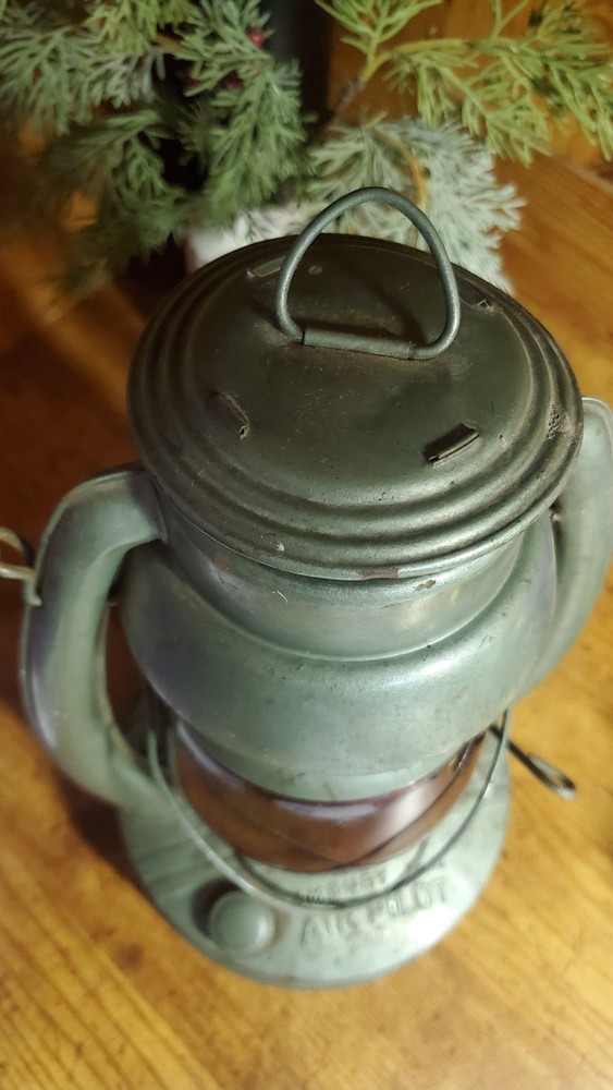 Embury Air Pilot No. 2 Lantern