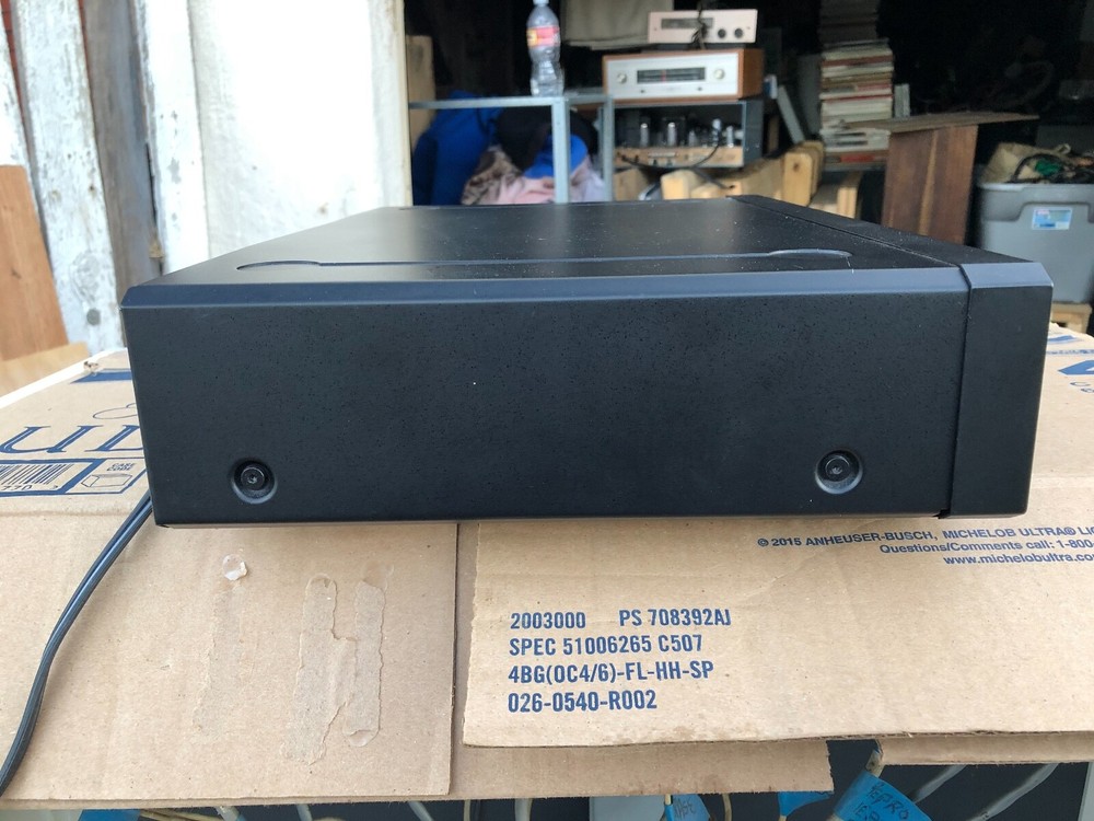 PROTON AC-422 COMPACT DISC PLAYER - RARE