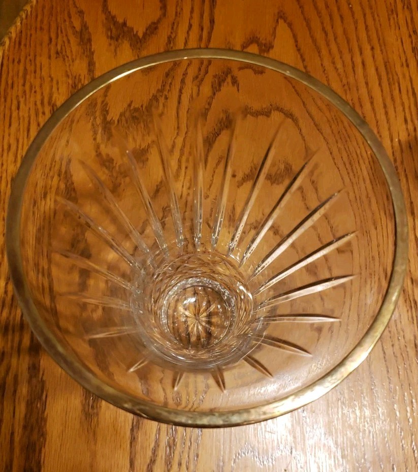 Samodor Crystal Vase 9" Tall 5.5 " Diameter