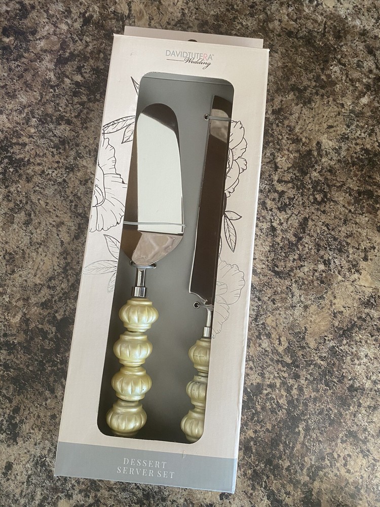 cake knife and server set