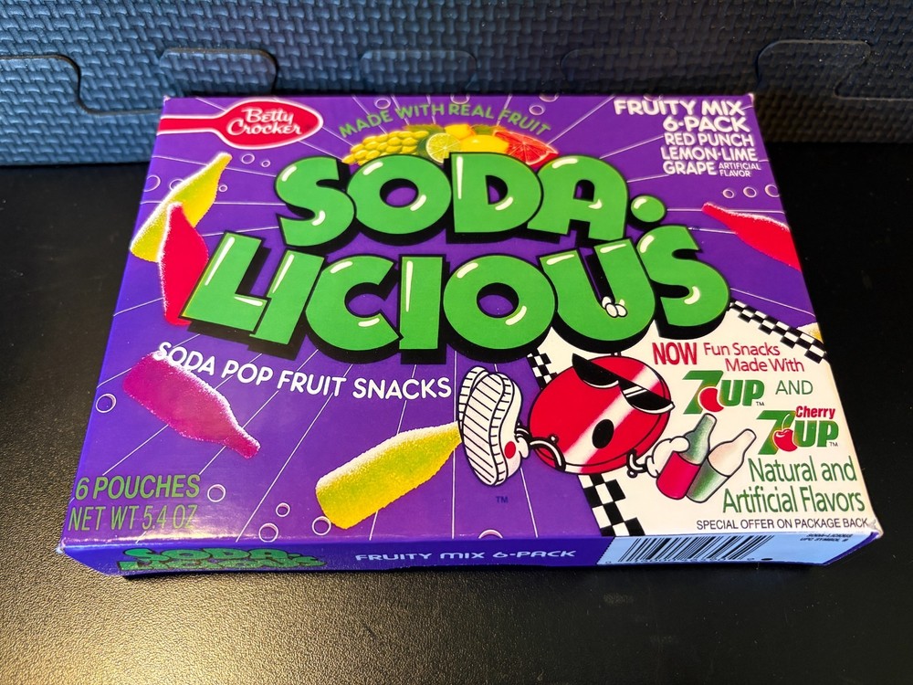 Soda Licious fruit snacks - Empty custom design display box