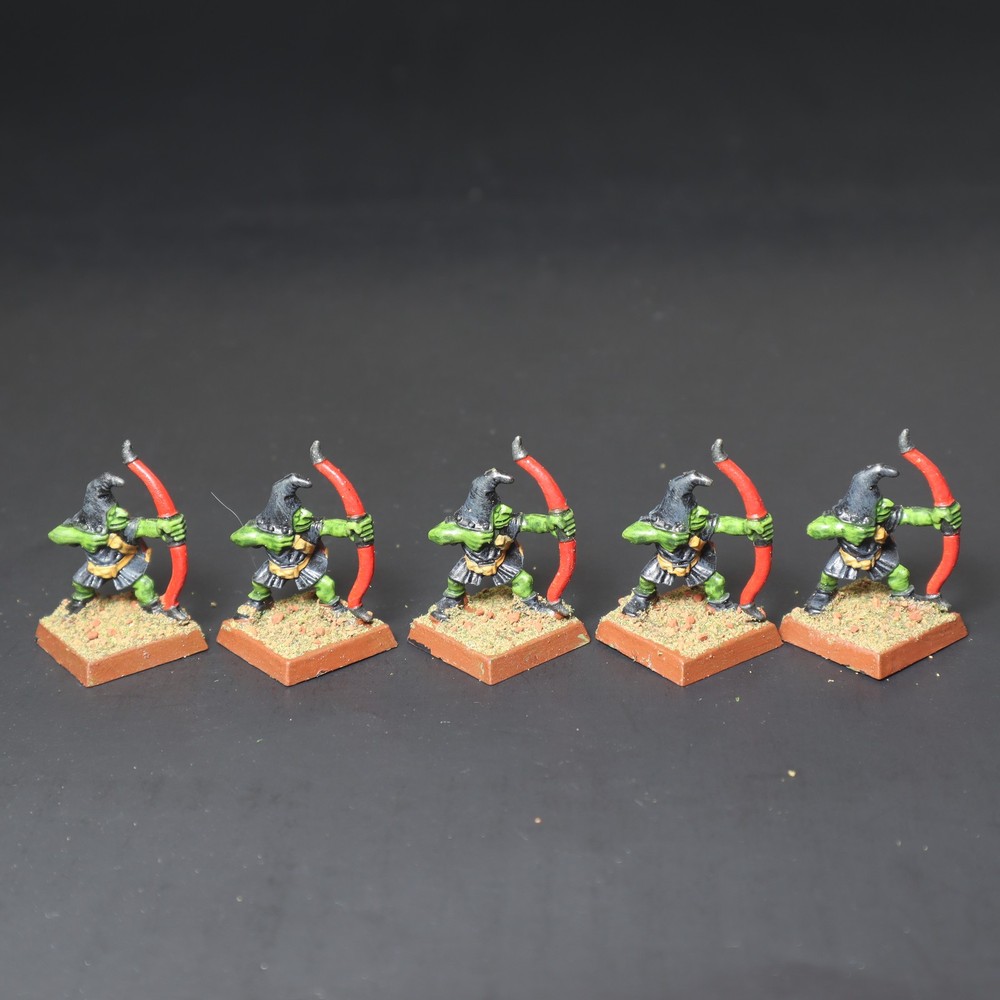 Orcs and Goblins, 4th Ed. Plastic Goblins w/ Bows , Games Workshop