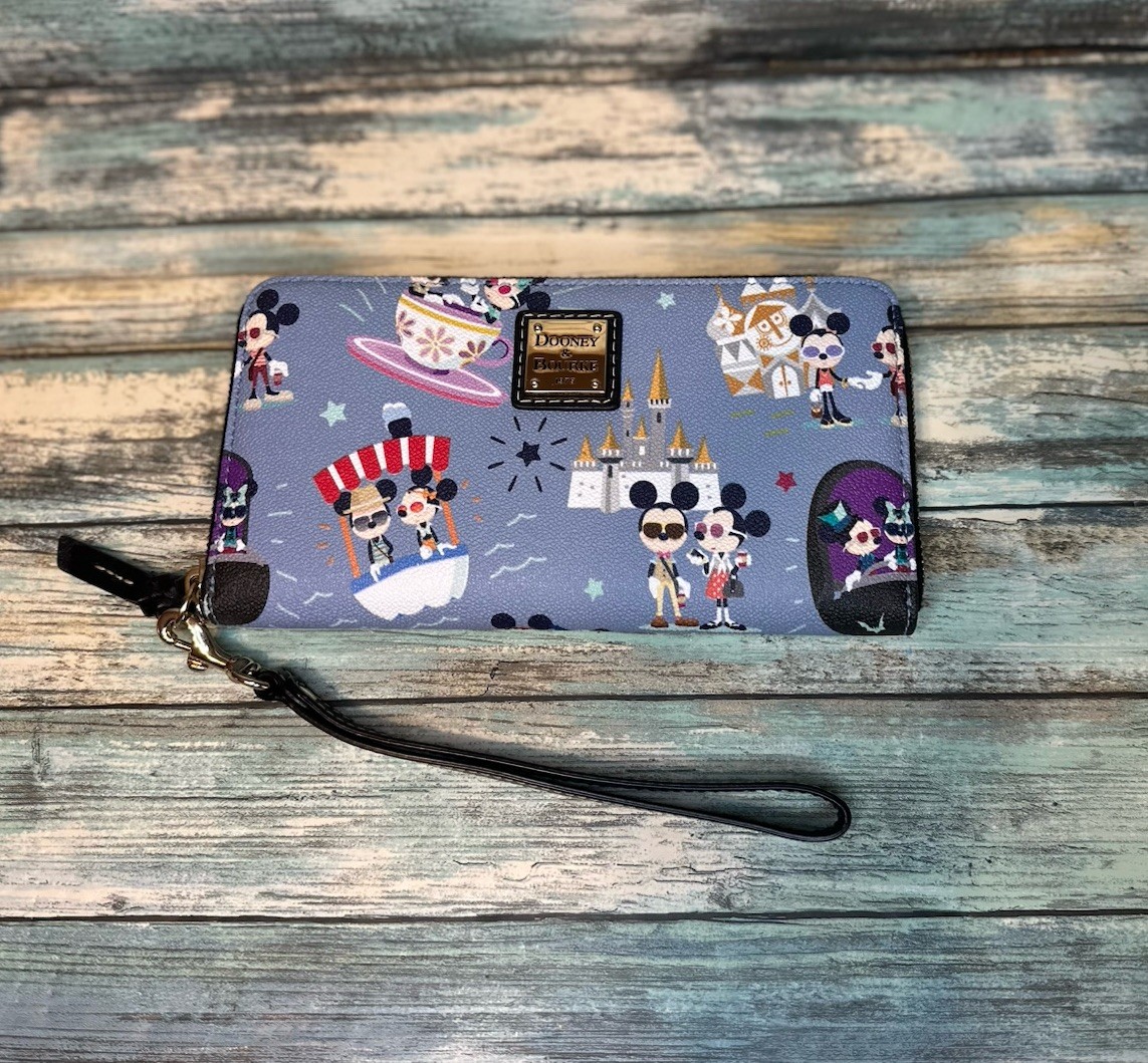 Disney Parks Dooney & Bourke Hipster Mickey & Minnie Attraction Wallet 🔥EUC