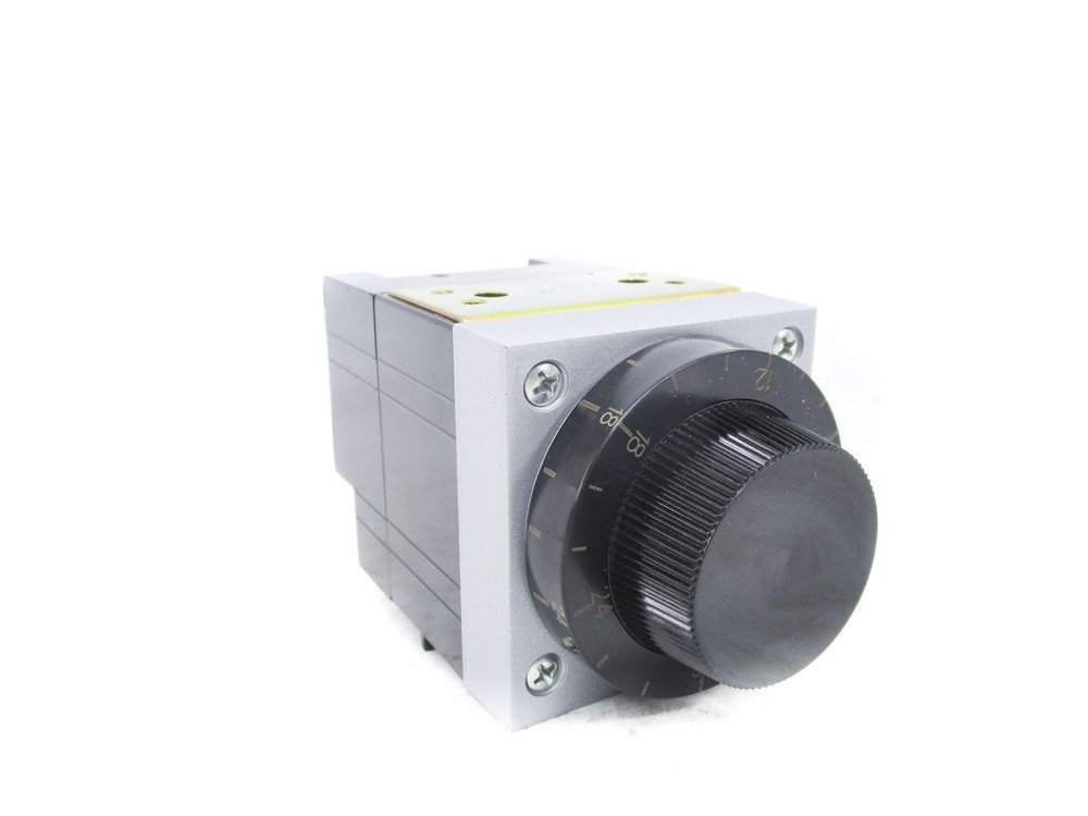 AGASTAT E7022PH004 125VDC 3-30MIN NSMP