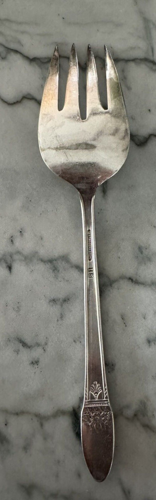 Roger Bros 1847 IS First Love Silver Plated Replacement Serving Fork 9 Inches