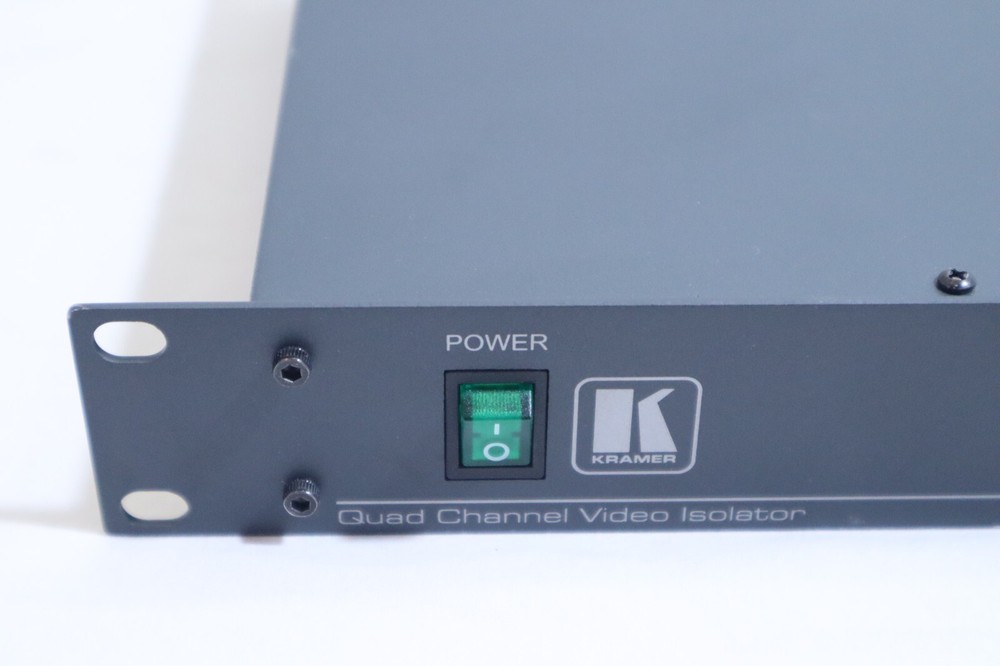 KRAMER QUAD CHANNEL VIDEO ISOLATOR W/WIRED MODEL#OC-4