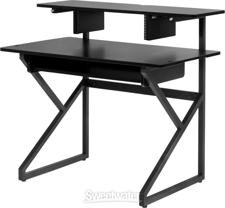 Gator Content Creator Main Desk