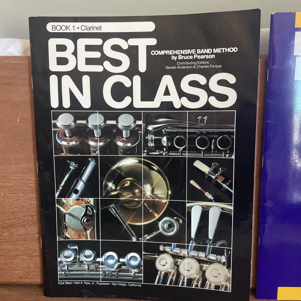 Best in Class Book 1 Clarinet: & Essential Elements: Bb Clarinet Book 1