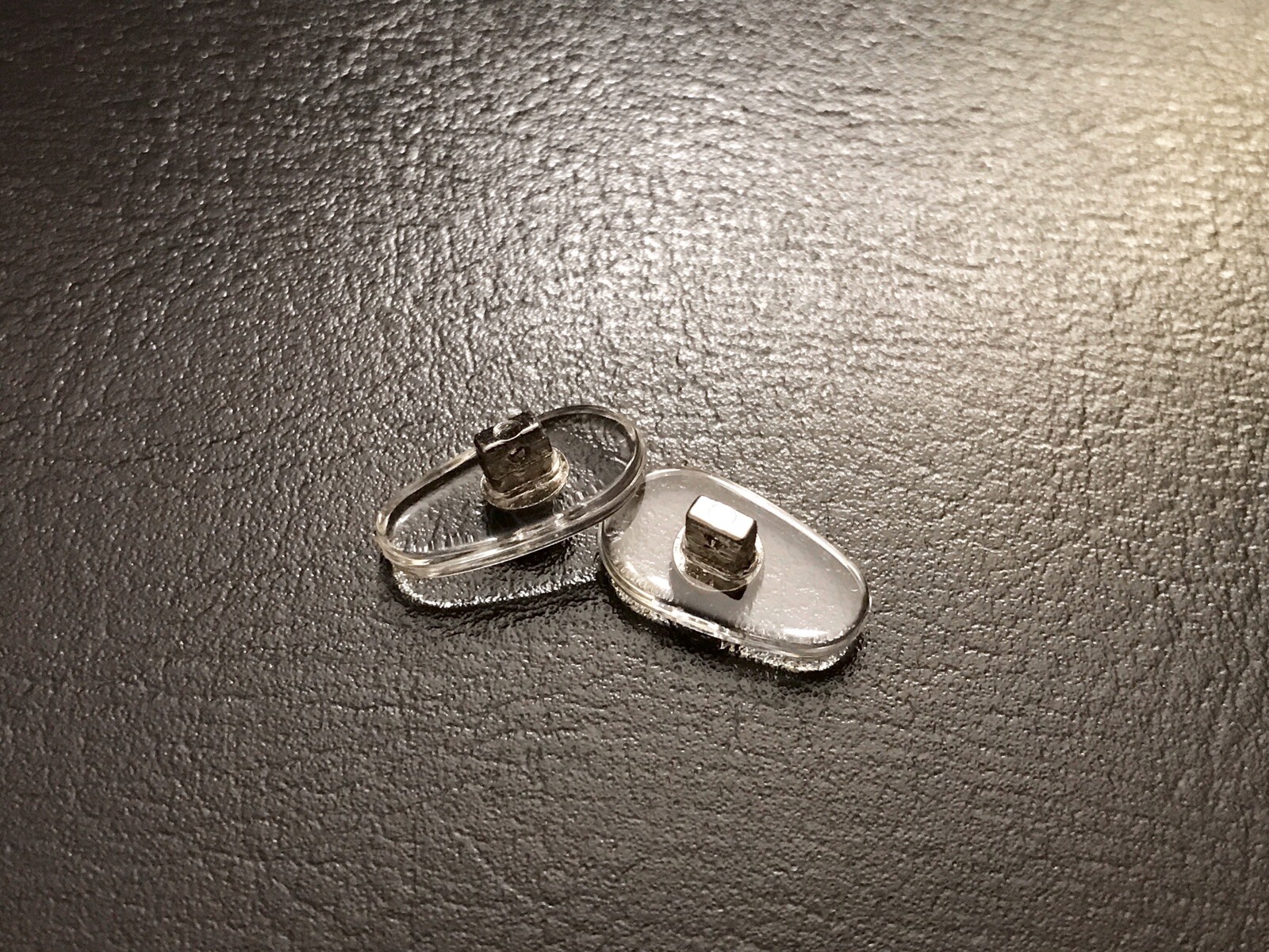 1x Replacement Nose Pads for Chanel Sunglasses Eyeglass Snap-On/Push-in Type SIL