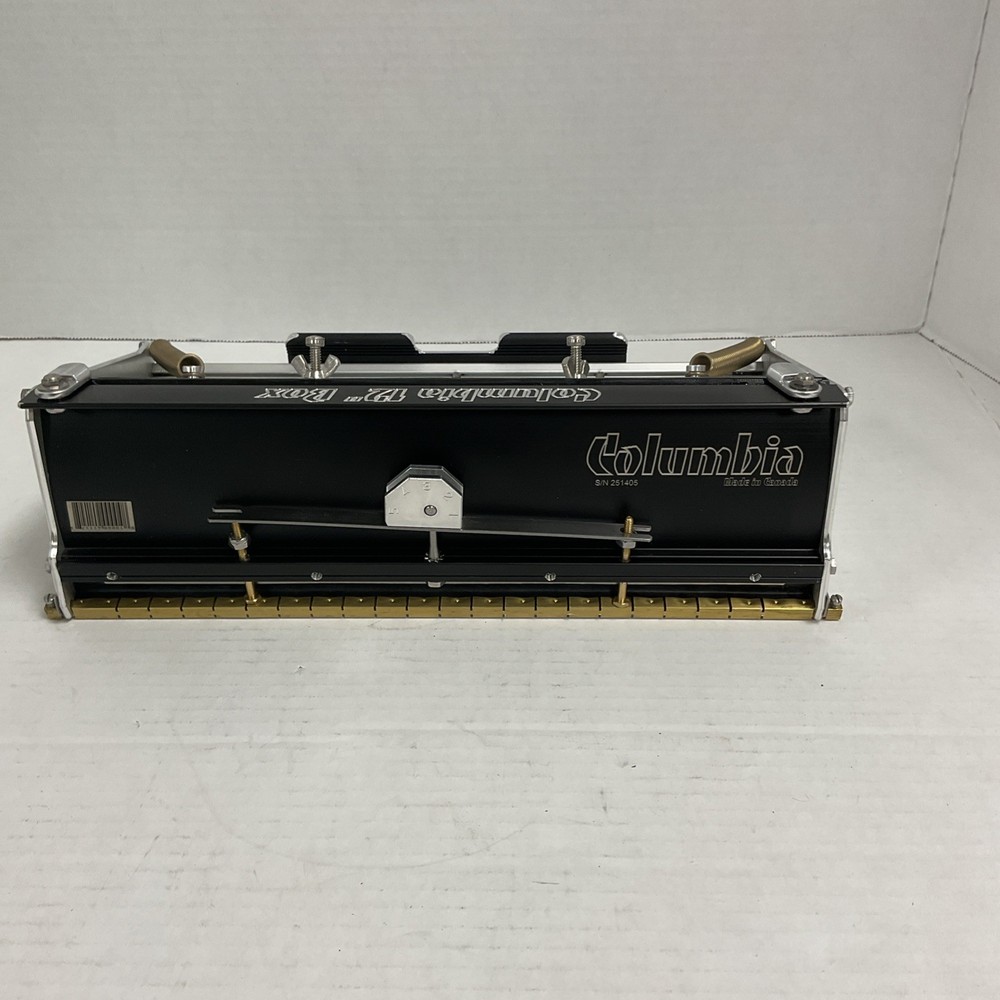 Columbia Flat Box 12"