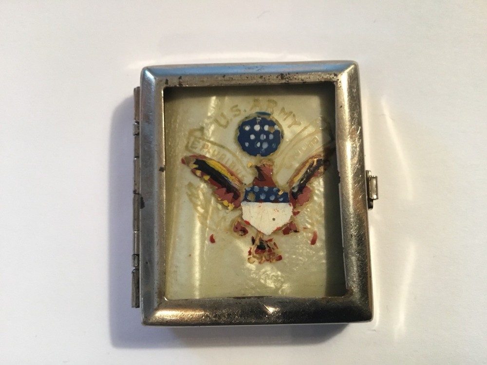 WWII Era Compact Or Pill Or ? Container - Eagle - Patriotic