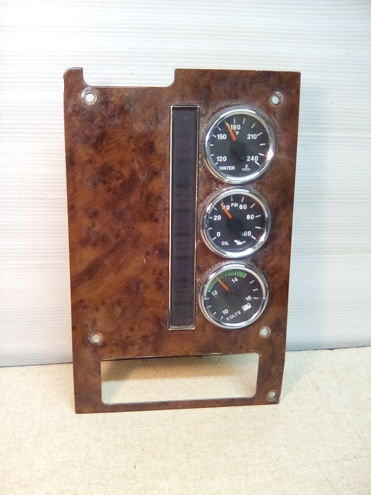 International Instrument Cluster 3592615C91