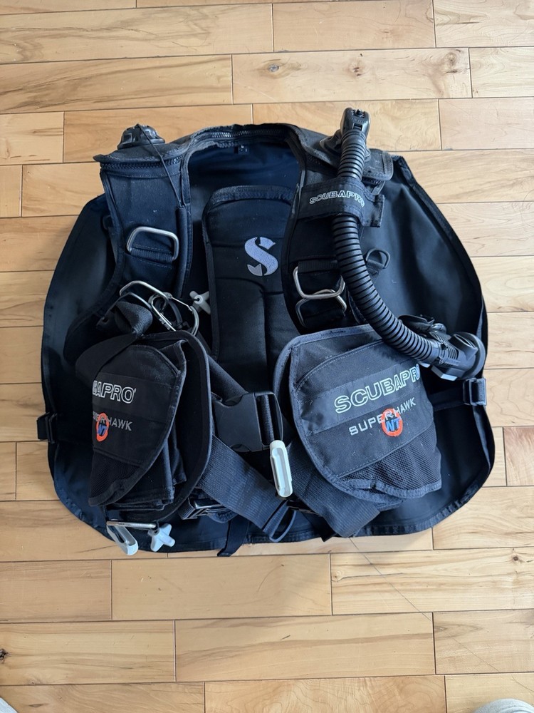 Scuba Pro Super Hawk Diving BCD Buoyancy Compensator LG
