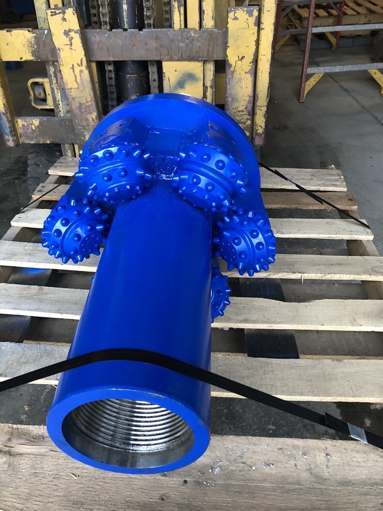 18”HOLEOPENER WELL DRILLING HDD