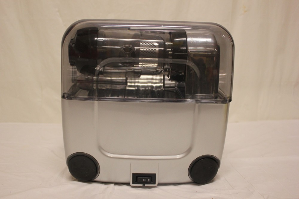 Omega CUBE300S Cube Slow Masticating Compact 200W Juicer C4