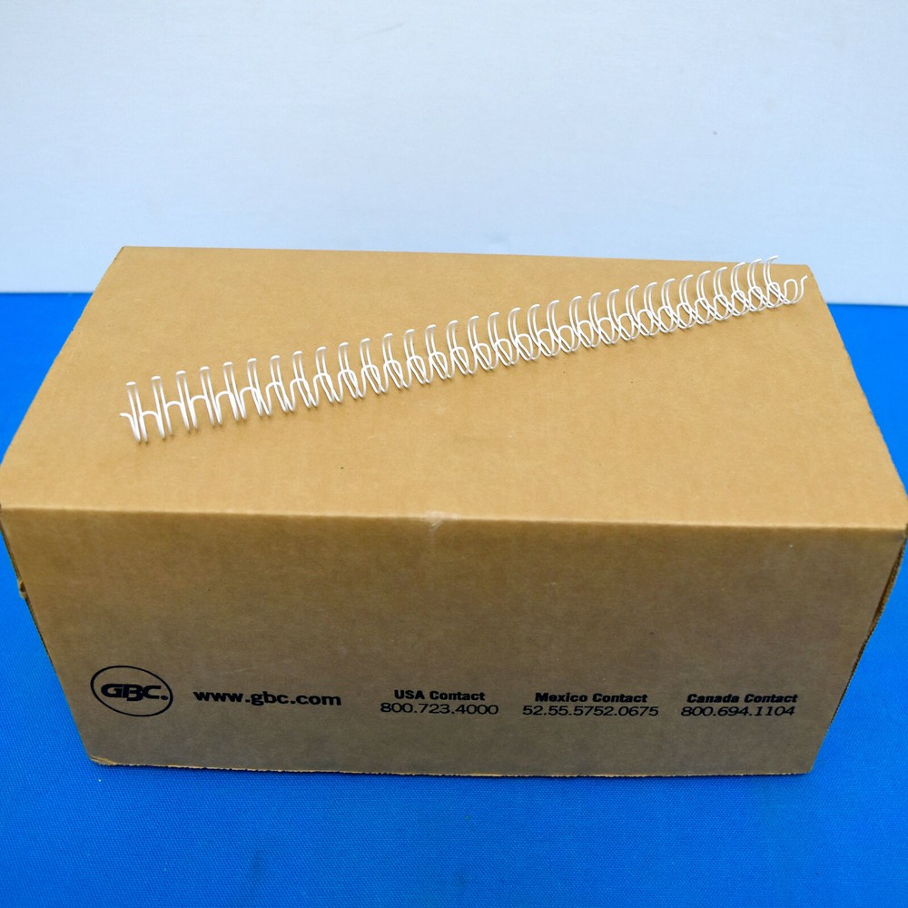 GBC WireBind Binding Spines/Spirals, 3:1 Pitch, 1/2" 100 Pack White,100 Sheets