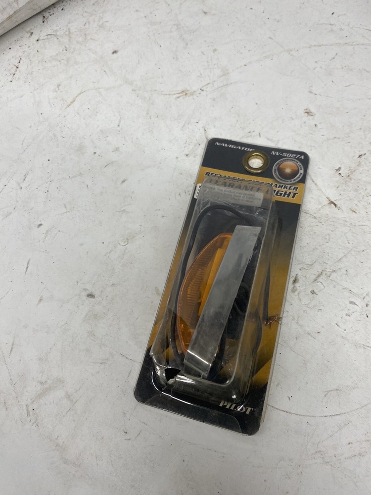 Pilot Navigator NV-5027A Rectangular Side Marker Clearance Light