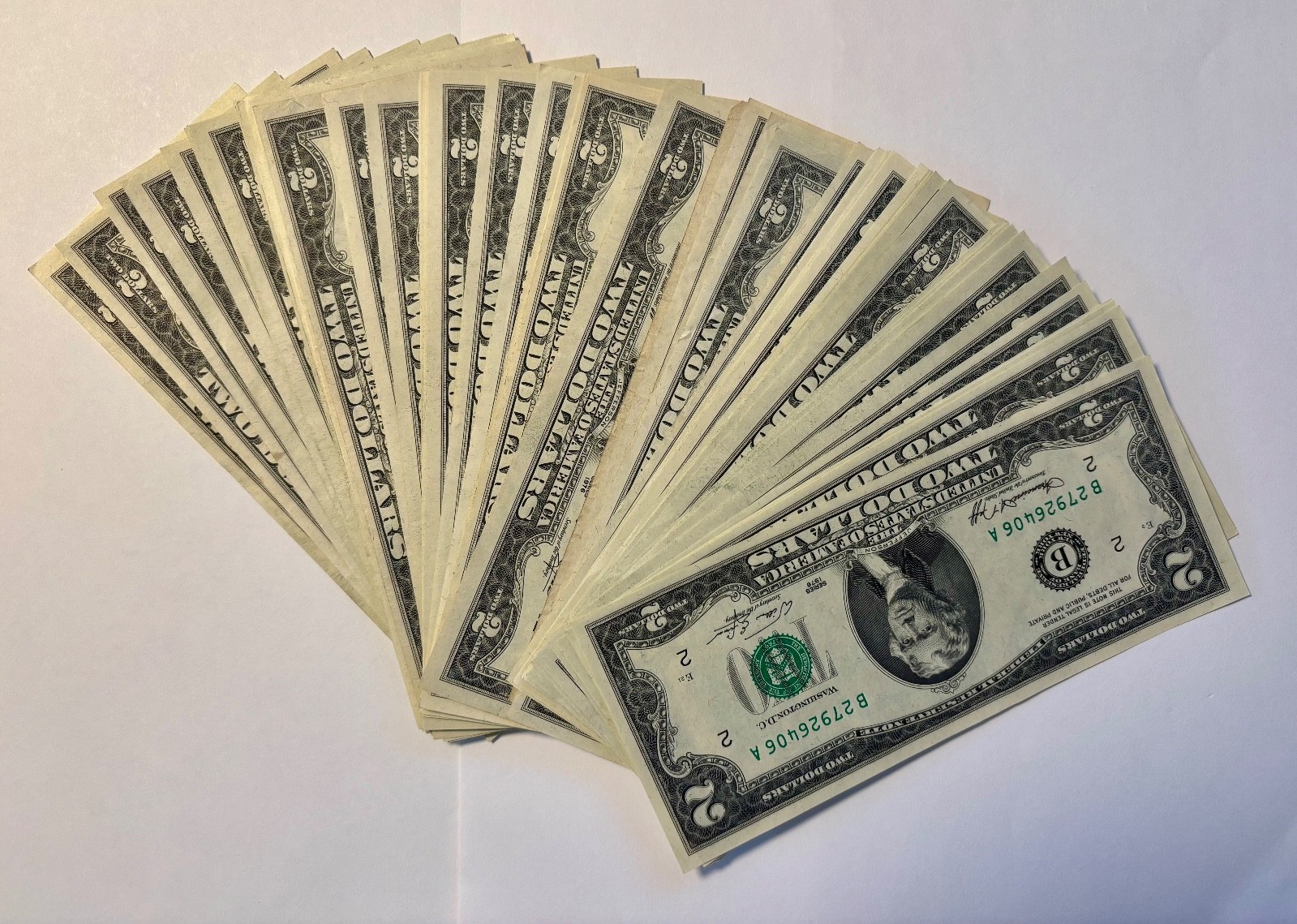 1976 $2 Two Dollar Bill 50th Anniversary Bicentennial Crisp Almost Uncirculated