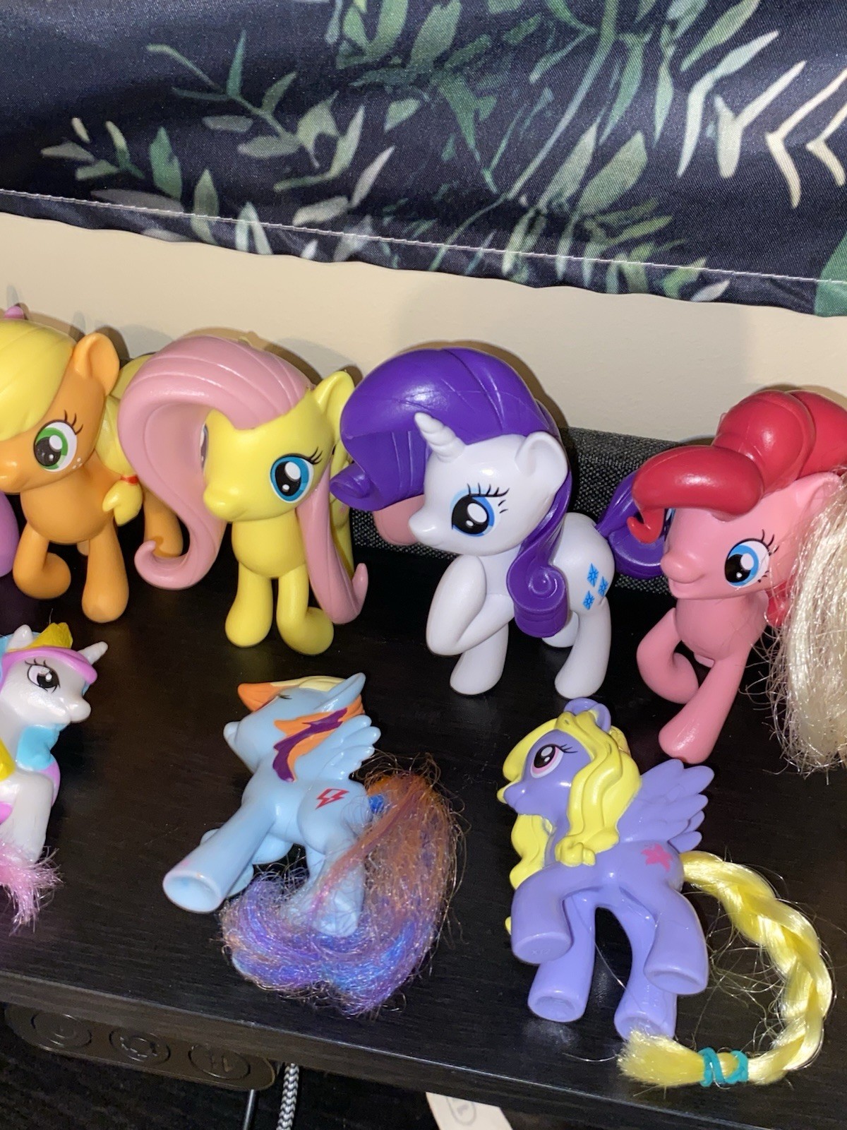My Little Pony Action Figures Mixed Lot Twilight Sparkle Applejack Fluttershy P…