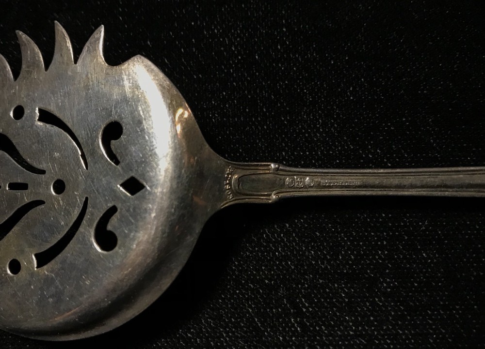 Sterling Silver Flatware - Gorham Villa Norfolk Cucumber Server Mono