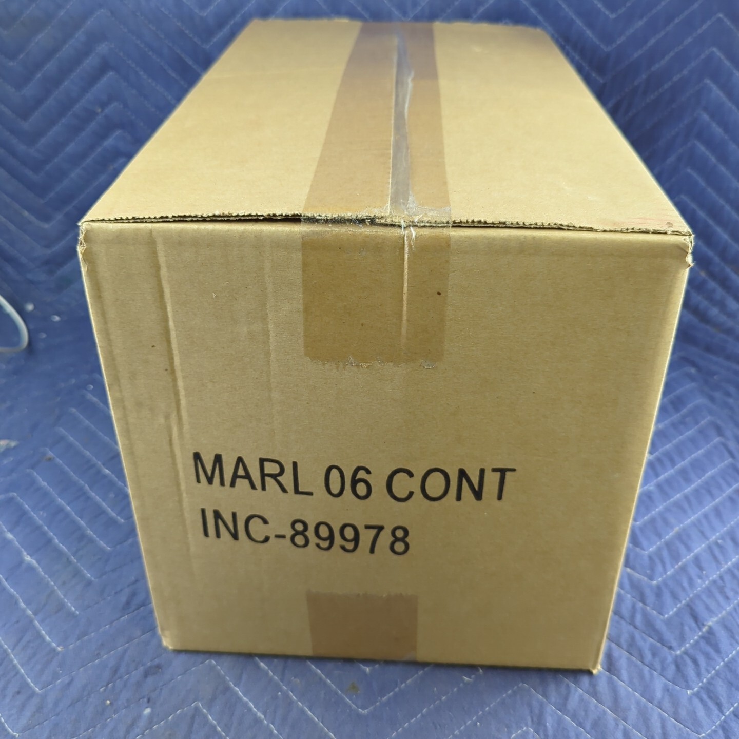 Marlboro Adult Sleeping Bag "06" #89978 NEW IN BOX Vtg