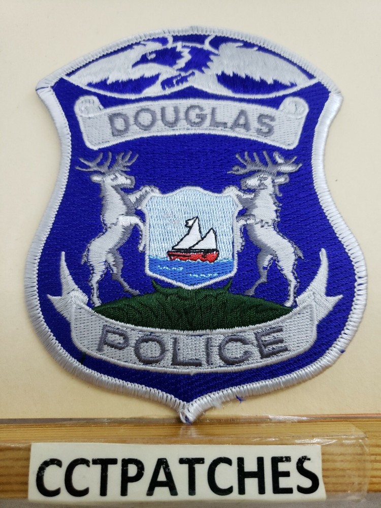 DOUGLAS, MICHIGAN POLICE SHOULDER PATCH MI