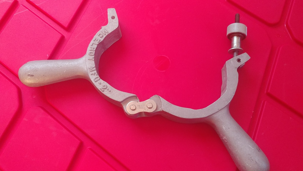 McElroy 2" Socket Fitting Holder Assembly, Part Number SW07101 (Irrigation Work)