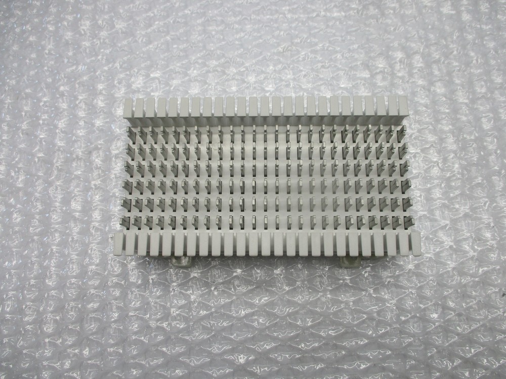 SIEMON S66M6-24 PUNCH DOWN BLOCK NSNP