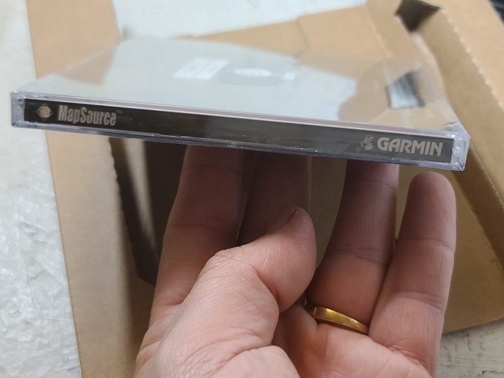 Garmin MapSource Deluxe Package 16 MB Data Card USB Data Programmer BlueChart 4