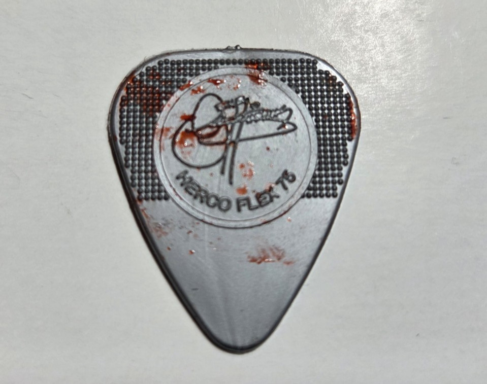 KISS Guitar Pick GENE SIMMONS Blood Used Bass Pick Aug 20, 2014 Des Moines, IA