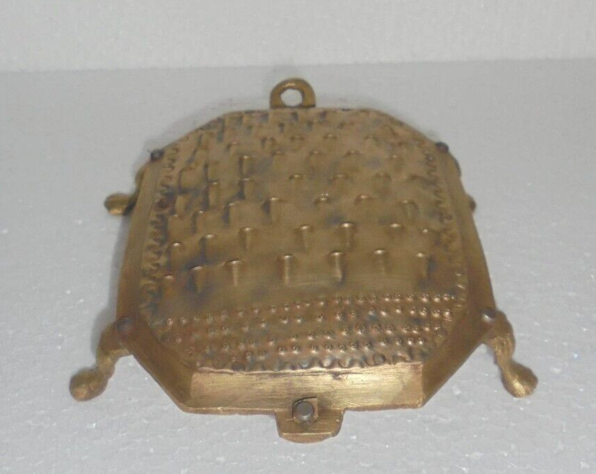 Vintage Brass Unique Shape Handcrafted Fine Quality Kitchenware/Grater