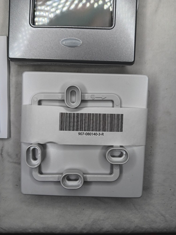 Carrier TP-PAC01-A Performance Edge Programmable Thermostat