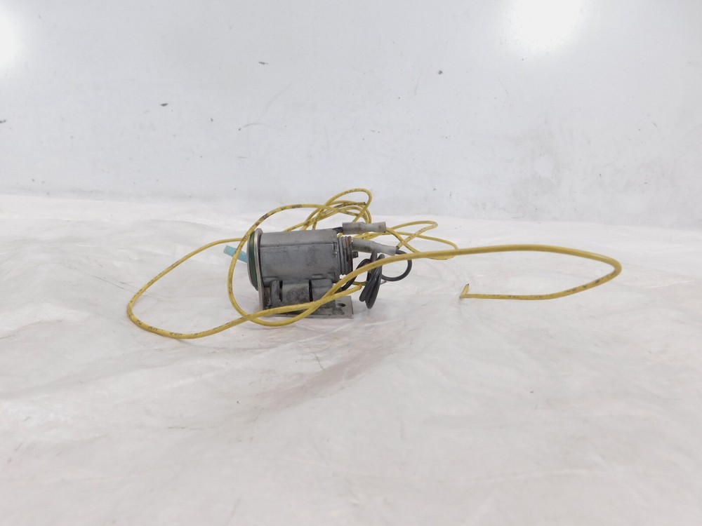 1996-2005 Kawasaki Vulcan 800 Classic Auxiliary AC Plug In Accessory Socket