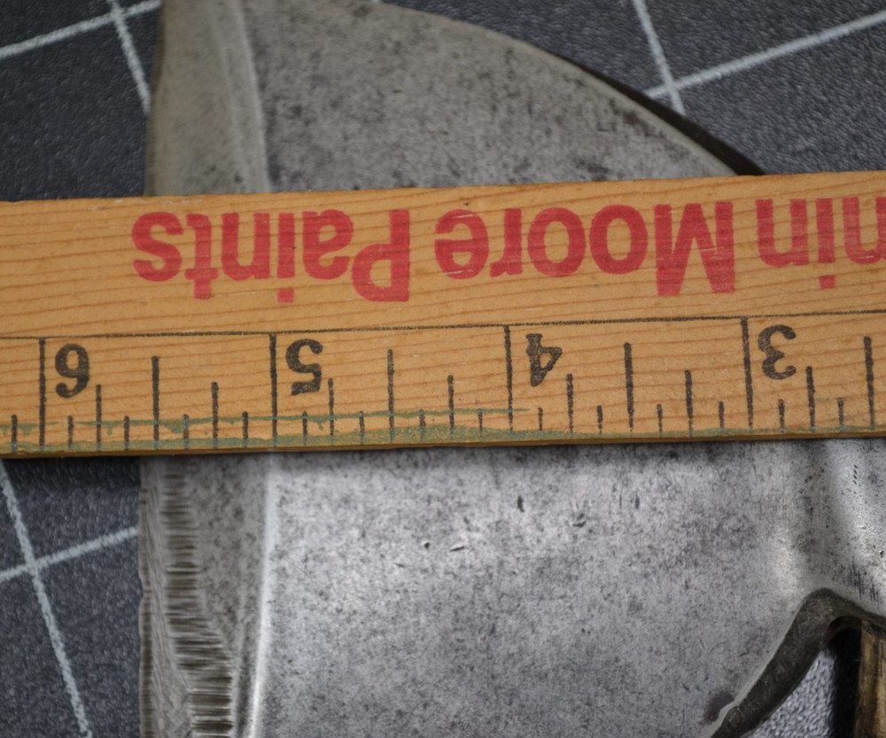 RICH-CON - RICHARDS & CONOVER HARDWARE CO - EMBOSSED HATCHET - CLEAN CRISP LOGO